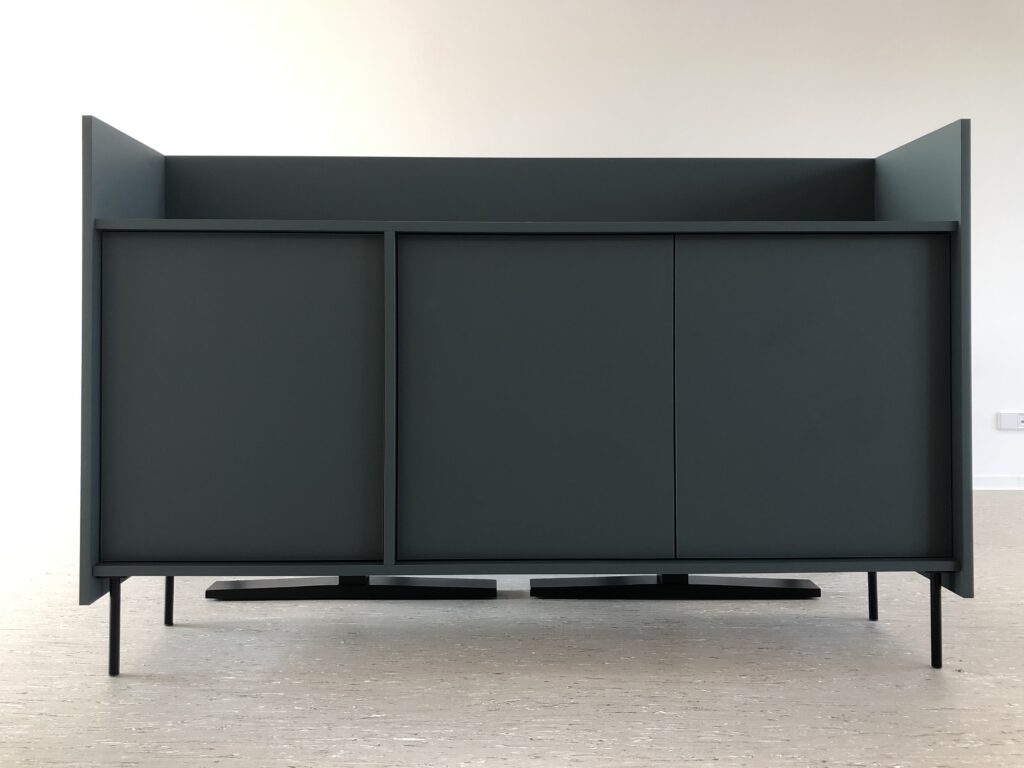 grünes Sideboard